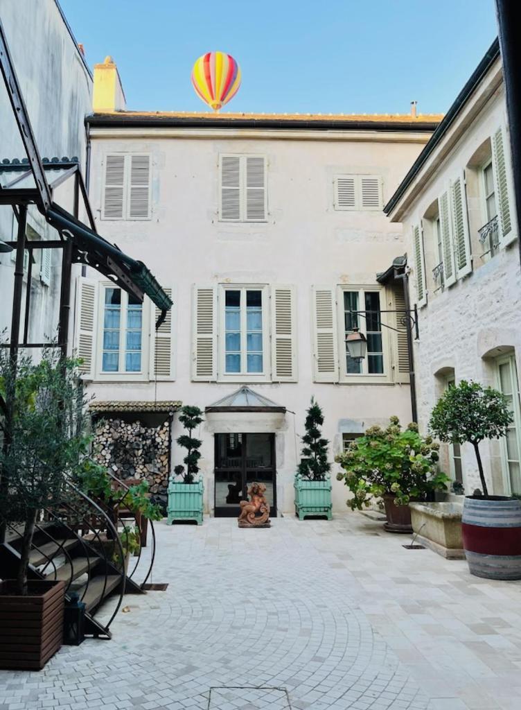 Le Clos Sainte-Marguerite Beaune  Room photo